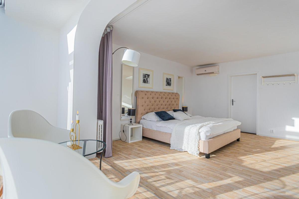 Apartment Jane Прага Екстериор снимка