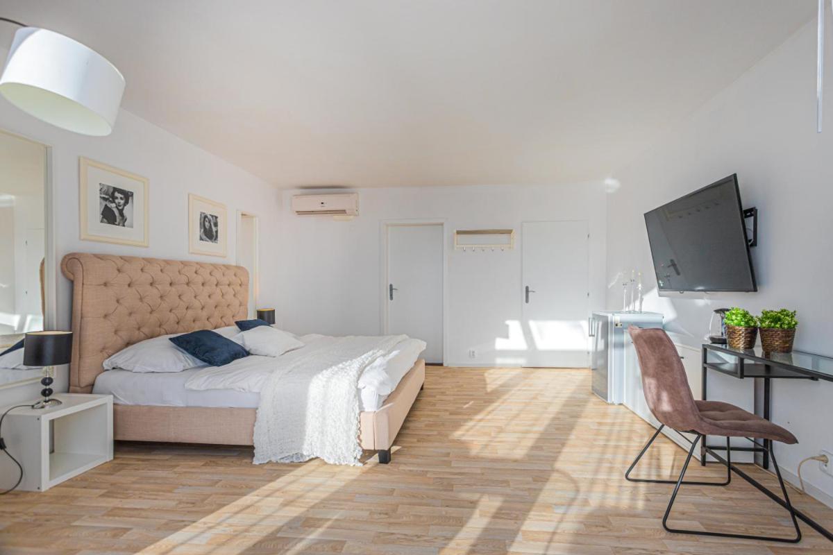 Apartment Jane Прага Екстериор снимка